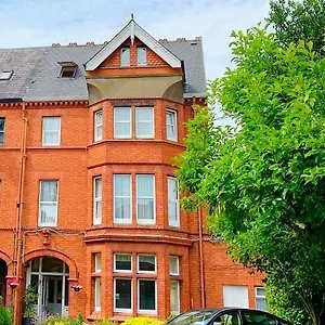 Redclyffe *** Cork